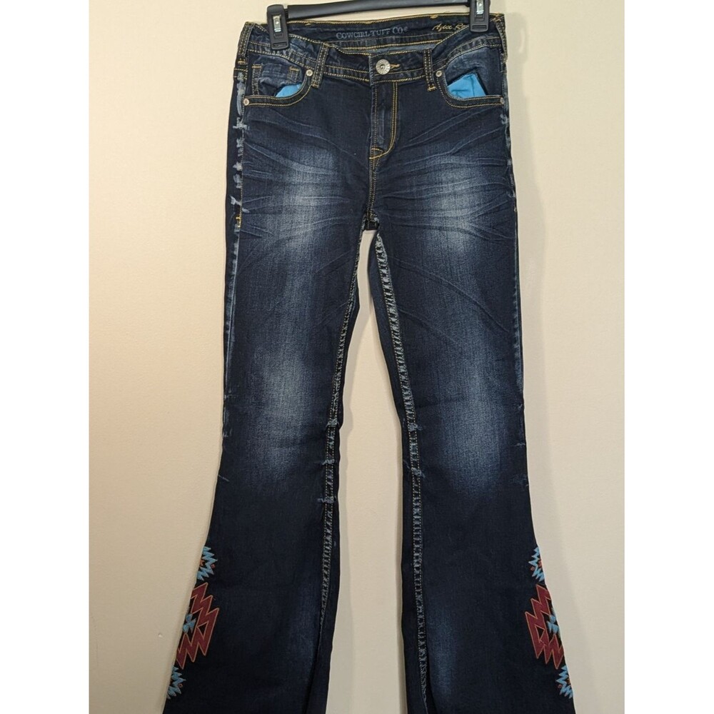 Cowgirl Tuff Women’s Bootcut Flare Jeans Aztec Embroidered Dark Wash Size 28x31